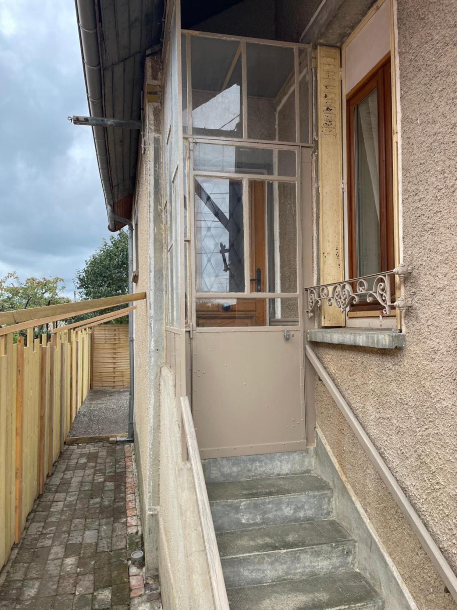 Chaleureuse Villa Saint-Julien-les-Villas Екстериор снимка